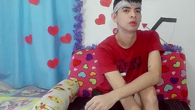 nico22love online show from 02.17.26