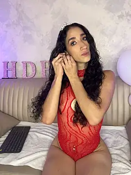 Snapshot of LunaDupont chatting on 02.05.26 LunaDupont online show from 02.05.26