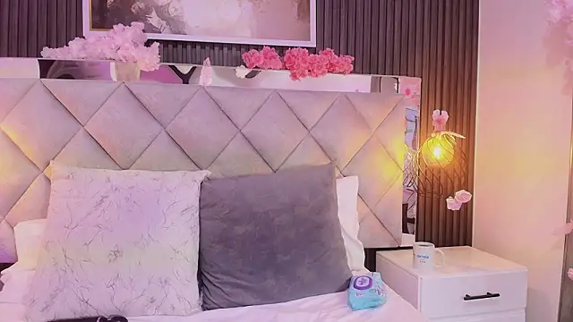 Sara Channel01 online show from 03.11.26