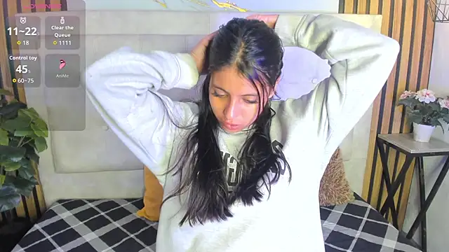 Snapshot of Silver_Breeze chatting on 03.02.26 Silver Breeze online show from 03.02.26