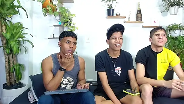 Interracial Snow Bunny online show from 02.20.26