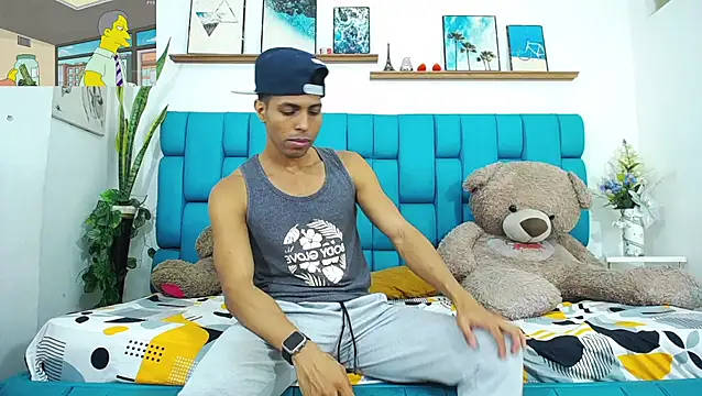 Interracial Snow Bunny online show from 03.10.26