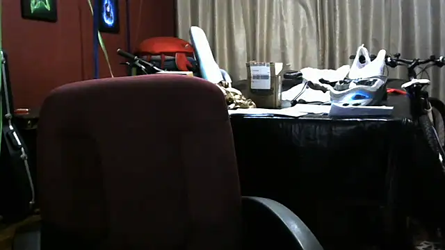 Snapshot of koolchillfun696969 chatting on 06.20.26 koolchillfun696969 online show from 06.20.26