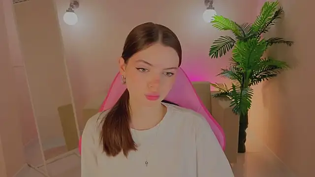 Snapshot of Ellya_me chatting on 02.09.26 Ellya me online show from 02.09.26