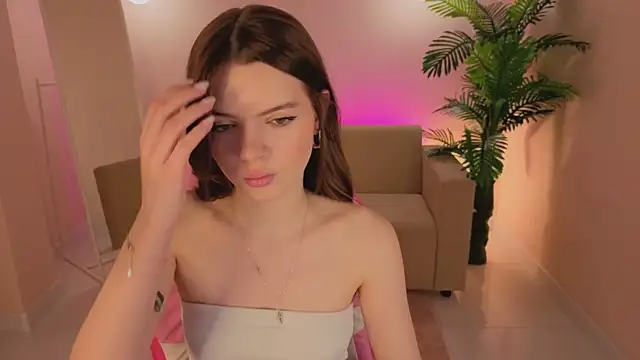 Snapshot of Ellya_me chatting on 02.10.26 Ellya me online show from 02.10.26