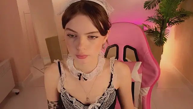 Snapshot of Ellya_me chatting on 02.16.26 Ellya me online show from 02.16.26