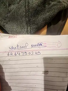 Snapshot of Cute_cute_cpl chatting on 01.08.26 Cute cute cpl online show from 01.08.26