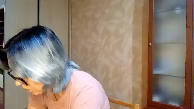 Snapshot of EvonTabb chatting on 02.08.26 EvonTabb online show from 02.08.26