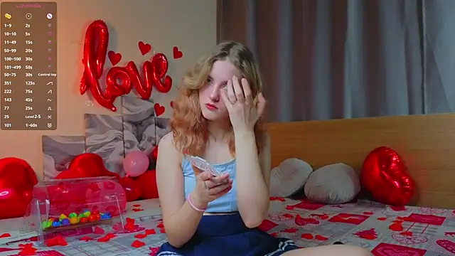 RennaHettes online show from 02.15.26