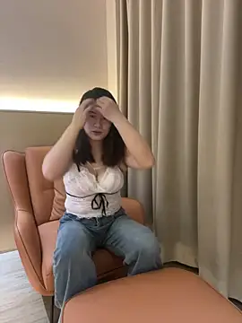 mo-mo-69 online show from 04.06.26