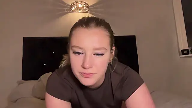 RoxyLexx online show from 01.09.26