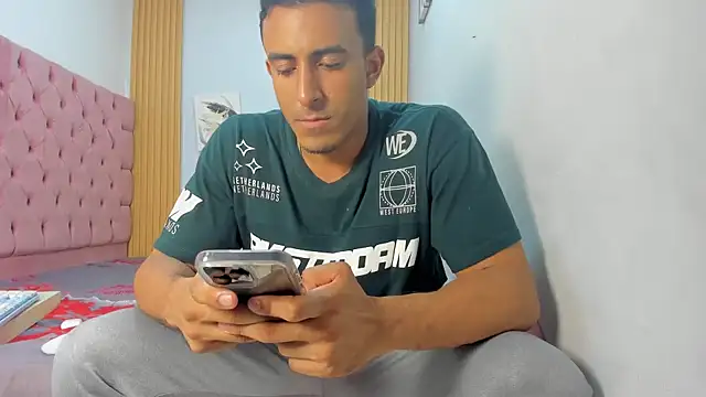 axelsavage042 online show from 01.07.26