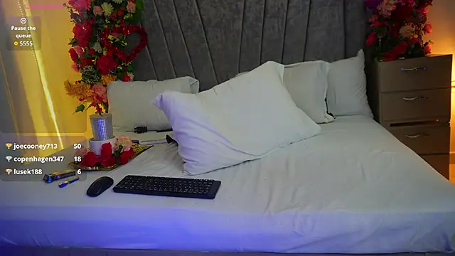 Snapshot of xkassandraxx chatting on 02.15.26 xkassandraxx online show from 02.15.26