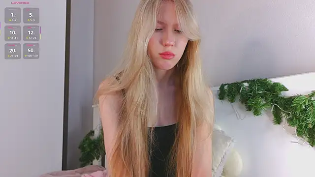 Snapshot of SirenThalassa chatting on 02.03.26 SirenThalassa online show from 02.03.26