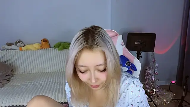 Snapshot of jasmilee chatting on 02.01.26 jasmilee online show from 02.01.26