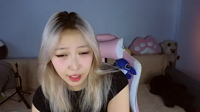 Snapshot of jasmilee chatting on 02.09.26 jasmilee online show from 02.09.26