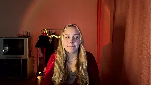 ZoraDearmon online show from 03.03.26