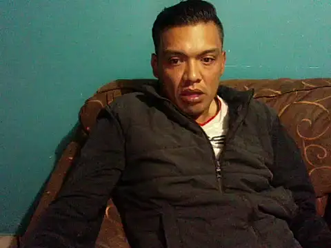 Snapshot of latinomoreno95 chatting on 02.28.26 latinomoreno95 online show from 02.28.26