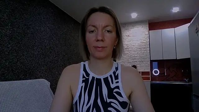 Snapshot of Amanda_Luxe chatting on 02.06.26 Amanda Luxe online show from 02.06.26