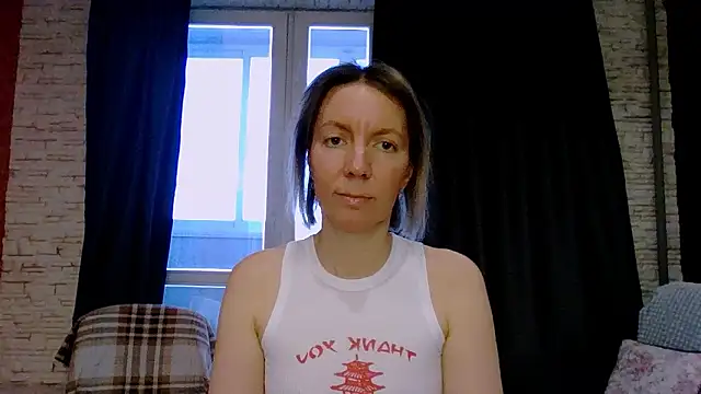 Snapshot of Amanda_Luxe chatting on 02.13.26 Amanda Luxe online show from 02.13.26