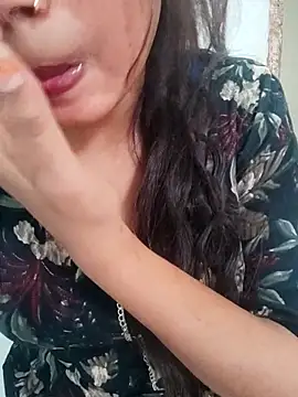 Snapshot of sexy_jasma chatting on 05.17.26 sexy jasma online show from 05.17.26
