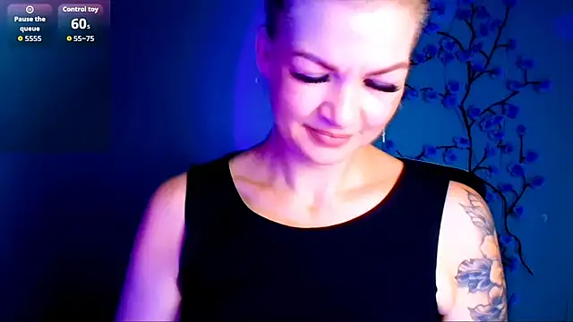 Snapshot of Madonna_Fire chatting on 07.29.26 Madonna Fire online show from 07.29.26
