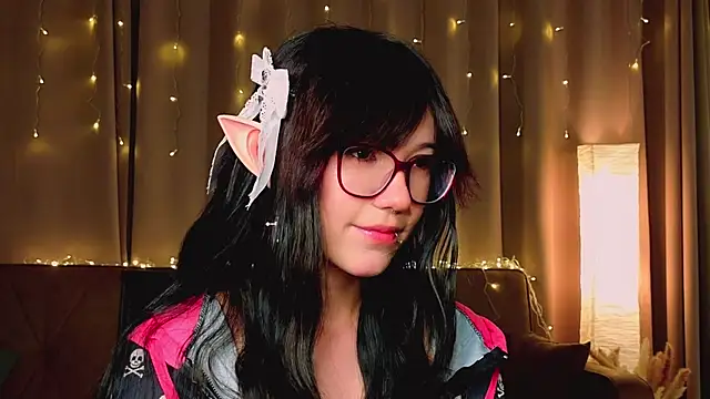 LaveraBadlam online show from 01.15.26