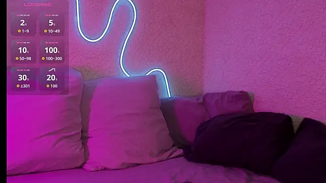 ValeryAlfie online show from 04.02.26