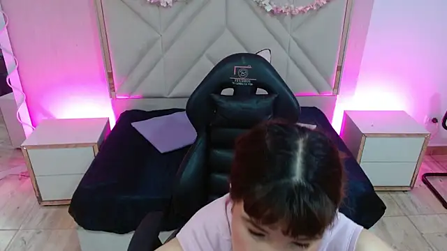 LUAR TAY online show from 01.08.26