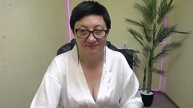 EmilyL0ve online show from 05.31.26