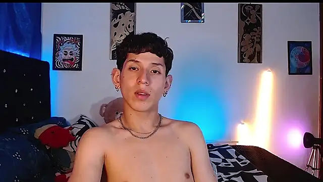 Snapshot of yorsamm_smit chatting on 02.26.26 yorsamm smit online show from 02.26.26