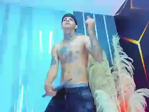 Snapshot of Sam_sexy_35 chatting on 02.08.26 Sam sexy 35 online show from 02.08.26