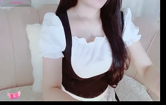 Junnatalie   online show from 04.09.26