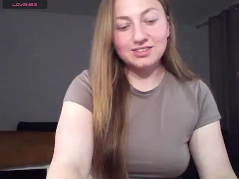 Snapshot of KittyAda1212 chatting on 05.04.26 KittyAda1212 online show from 05.04.26