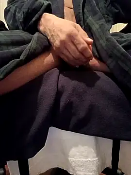 Snapshot of DucesWild23 chatting on 02.26.26 DucesWild23 online show from 02.26.26