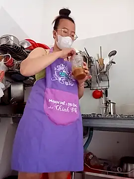 Snapshot of lina_loveee chatting on 02.26.26 lina loveee online show from 02.26.26