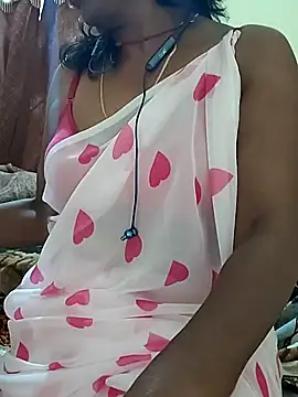 Snapshot of Meena_Meenakshi chatting on 02.27.26 Meena Meenakshi online show from 02.27.26