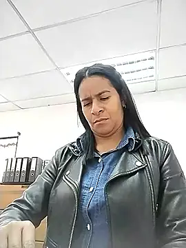 Emelyth online show from 01.07.26