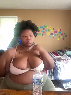 Snapshot of Chocolatebunnyxx96 chatting on 05.06.26 Chocolatebunnyxx96 online show from 05.06.26