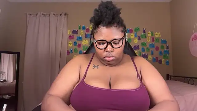 Snapshot of Chocolatebunnyxx96 chatting on 06.15.26 Chocolatebunnyxx96 online show from 06.15.26