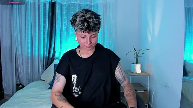 Zury Ramirez online show from 04.09.26