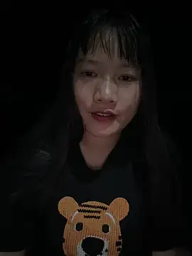 Snapshot of Suni-ii chatting on 05.06.26 Suni-ii online show from 05.06.26