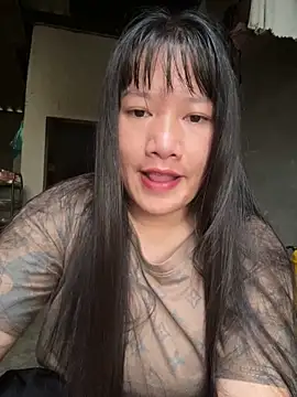Snapshot of Suni-ii chatting on 05.20.26 Suni-ii online show from 05.20.26