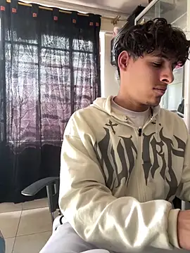 MaxStar26 online show from 02.05.26