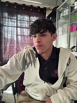 MaxStar26 online show from 04.06.26