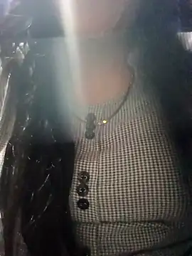 Snapshot of 01Roshani chatting on 01.17.26 01Roshani online show from 01.17.26