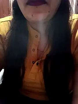 Snapshot of 01Roshani chatting on 01.18.26 01Roshani online show from 01.18.26