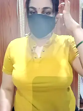 Snapshot of 01Roshani chatting on 02.20.26 01Roshani online show from 02.20.26