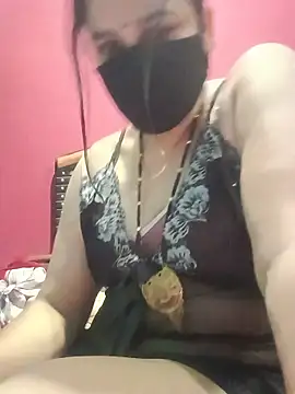 Snapshot of 01Roshani chatting on 05.23.26 01Roshani online show from 05.23.26