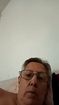 Snapshot of Marce1903 chatting on 02.11.26 Marce1903 online show from 02.11.26